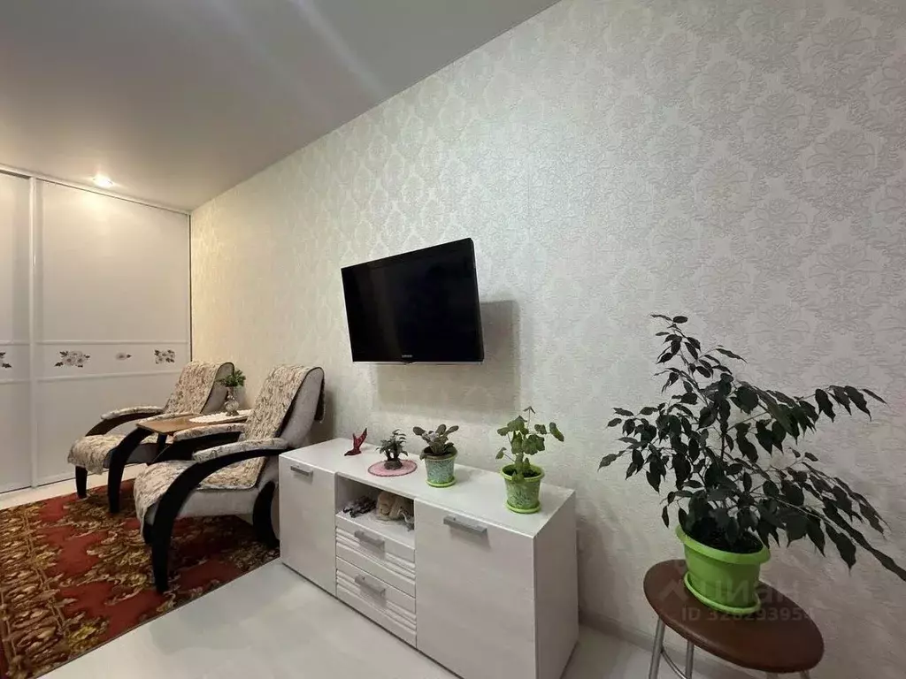 1-к кв. Чувашия, Чебоксары ул. Академика РАН Х.М. Миначева, 11к1 (37.0 ... - Фото 1