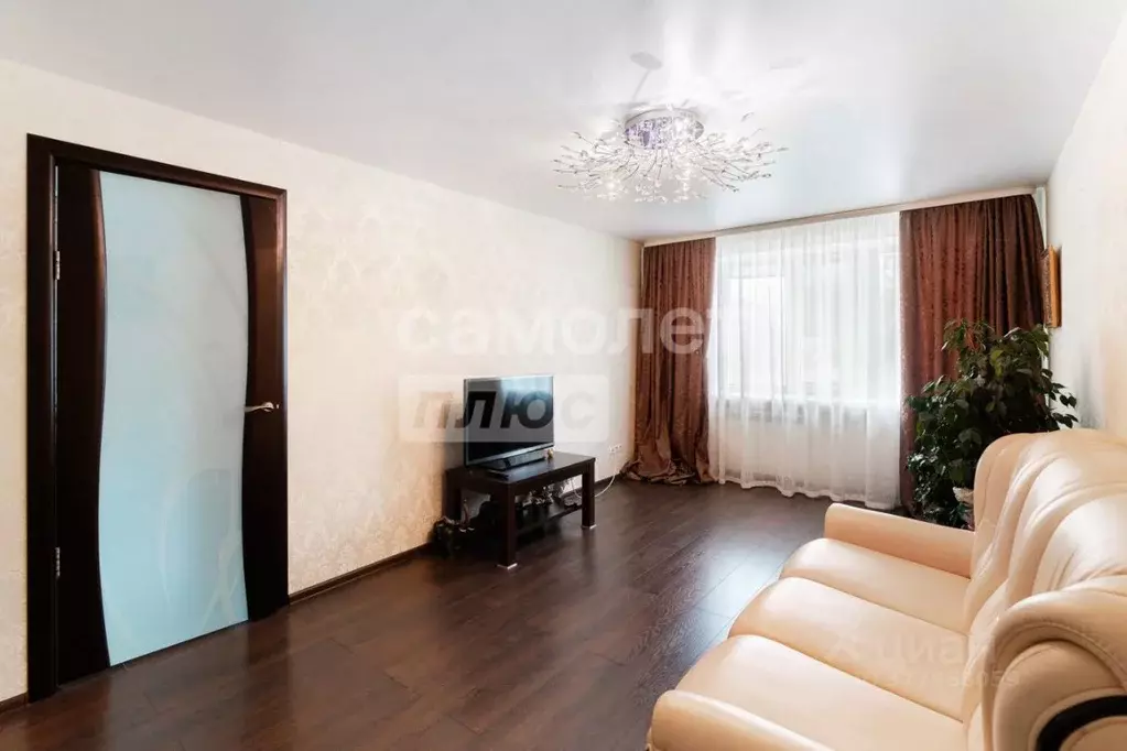 3-к кв. Омская область, Омск пос. Амурский, ул. Багратиона, 27В (62.5 ... - Фото 1