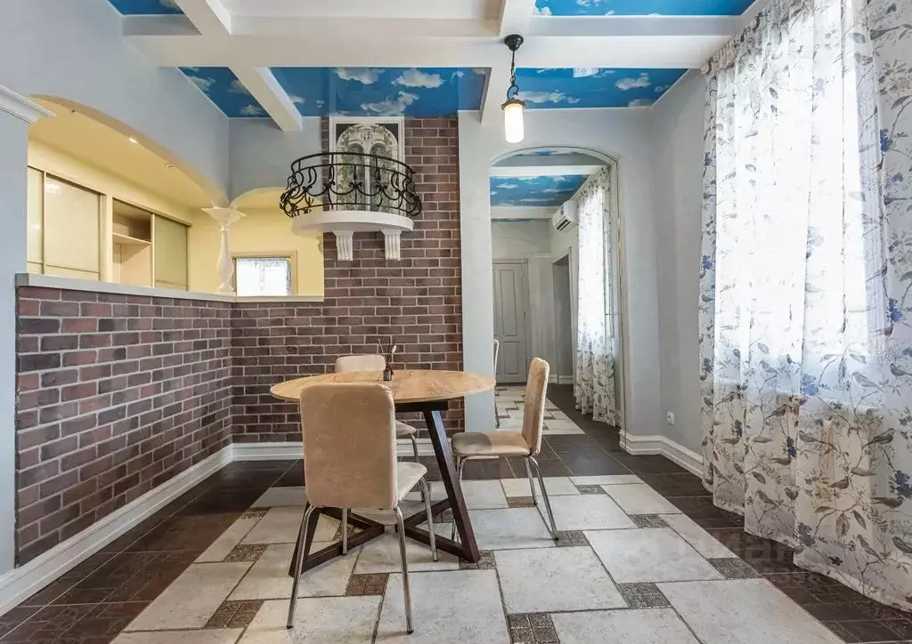 Дом в Приморский край, Владивосток ул. Милоградовская, 5 (140 м) - Фото 2