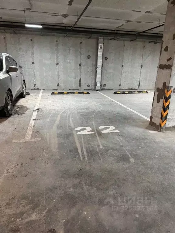 Гараж в Свердловская область, Екатеринбург ул. Громова, 26/3 (19 м) - Фото 1