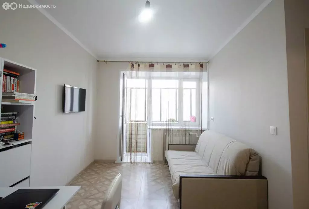 1-комнатная квартира: Ялуторовск, улица Скворцова-Степанова, 6 (29 м) - Фото 1