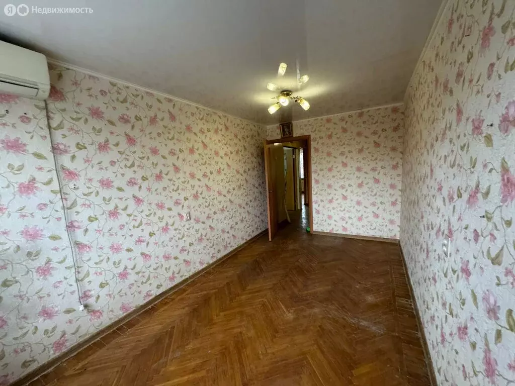3-комнатная квартира: Ростов-на-Дону, микрорайон Каменка, Тульская ... - Фото 1