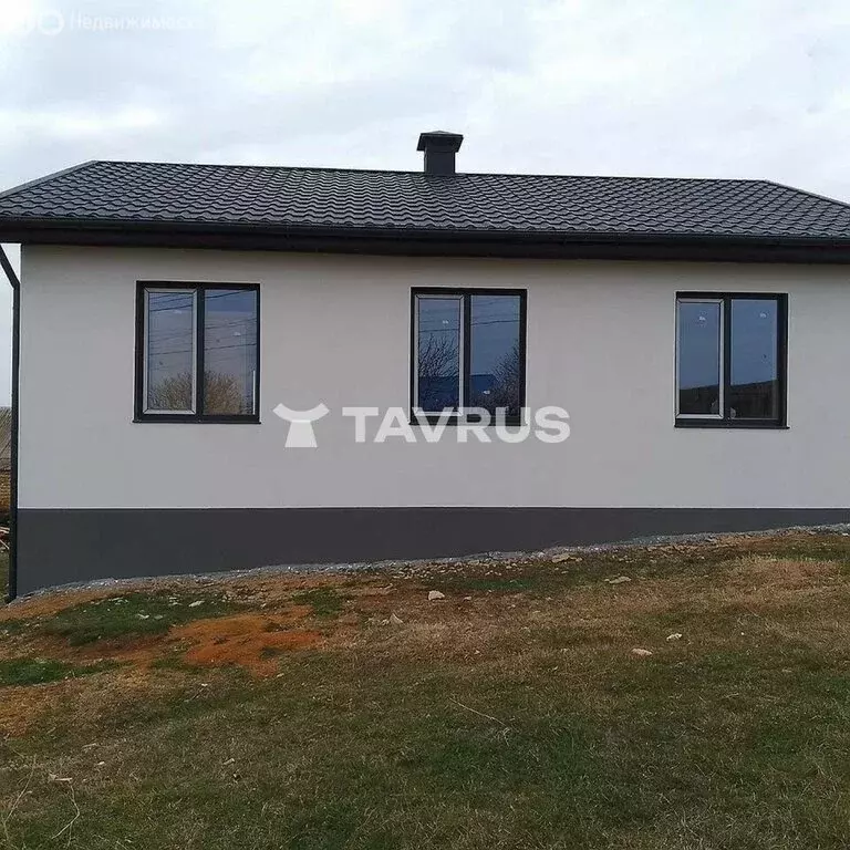 Дом в Пожарское, Винницкая улица, 1 (96 м) - Фото 1