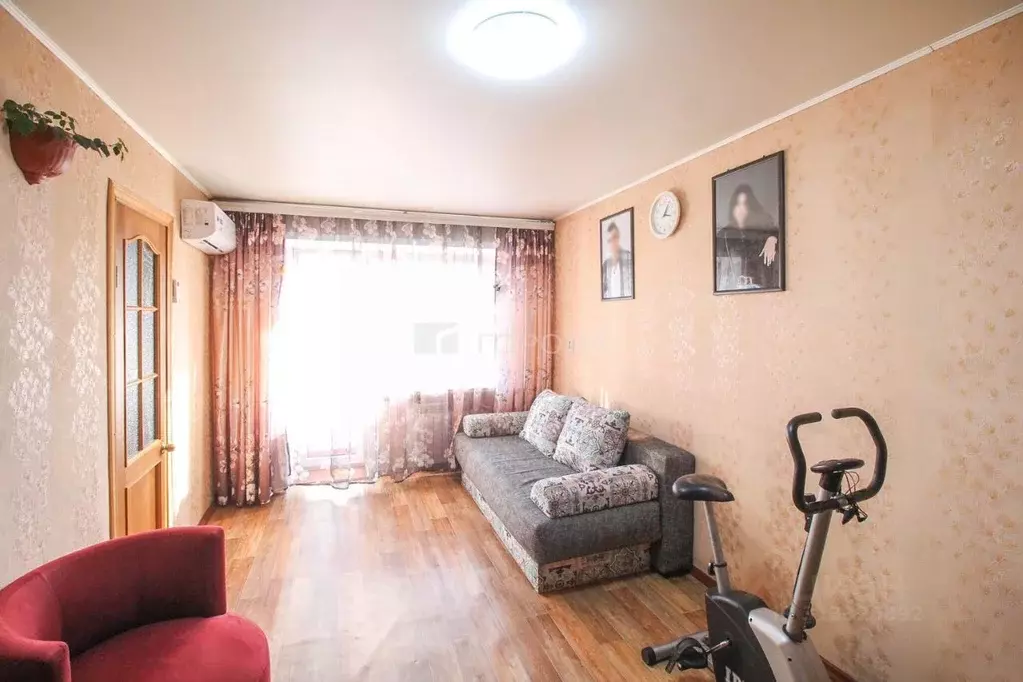 2-к кв. Алтайский край, Барнаул ул. Матросова, 13 (42.7 м) - Фото 0