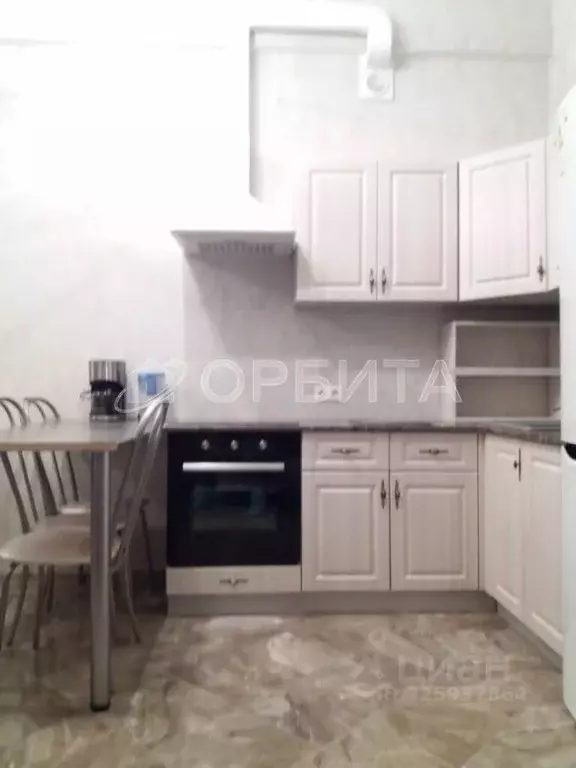 2-к кв. Тюменская область, Тюмень ул. Федюнинского, 62к2 (63.3 м) - Фото 1