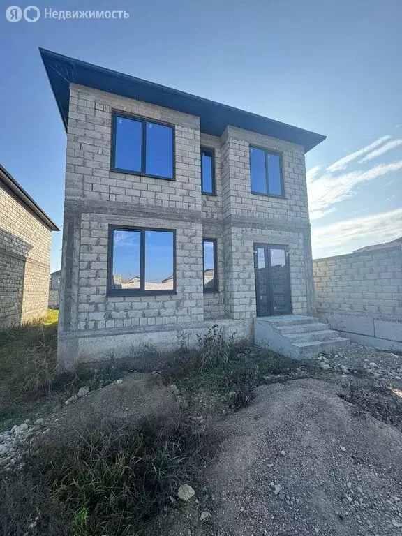 Дом в Чегем, улица имени Братьев Шадовых (140 м) - Фото 1