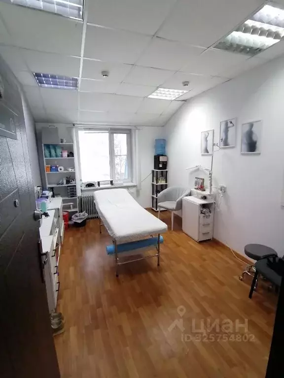 Офис в Коми, Сыктывкар ул. Морозова, 3 (13 м) - Фото 1