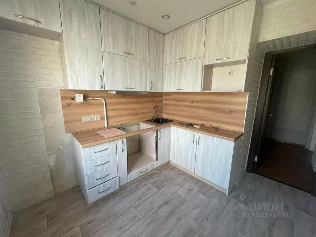 2-к кв. Омская область, Омск Городок Нефтяников мкр, ул. Энтузиастов, ... - Фото 2