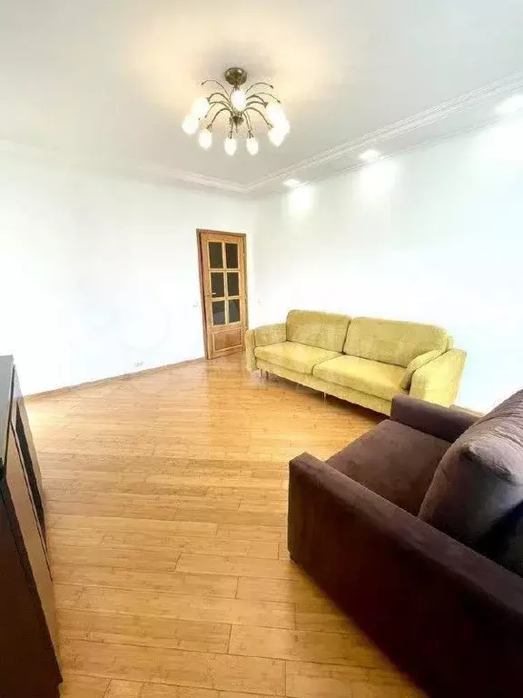2-к. квартира, 65 м, 5/7 эт. - Фото 1