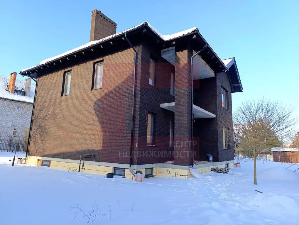 Дом в Калининградская область, Калининград ул. Чкалова, 49В (330 м) - Фото 2