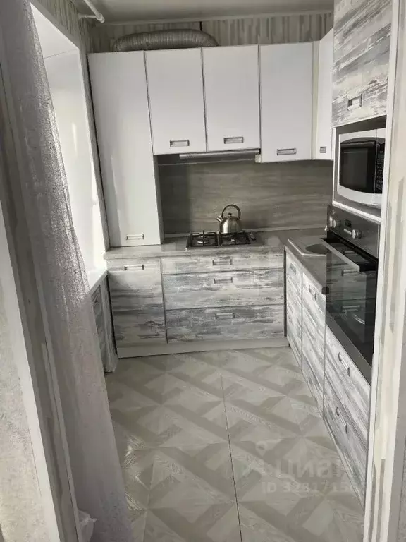 4-к кв. Костромская область, Ветлужский пгт ул. Спортивная, 1 (60.7 м) - Фото 1