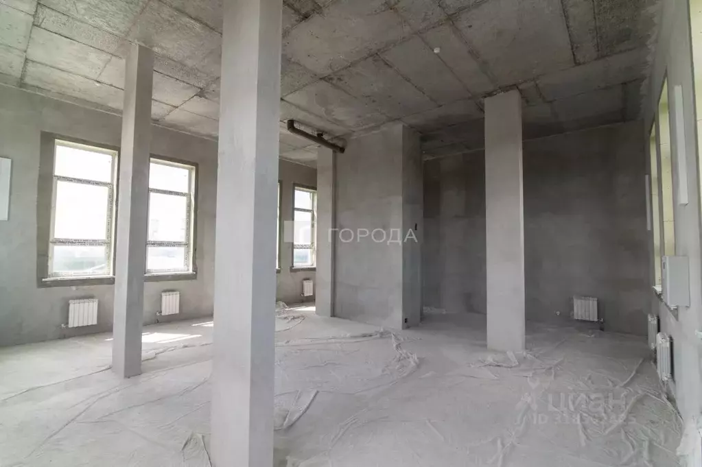 Помещение свободного назначения в Алтайский край, Барнаул ул. 6-я ... - Фото 1