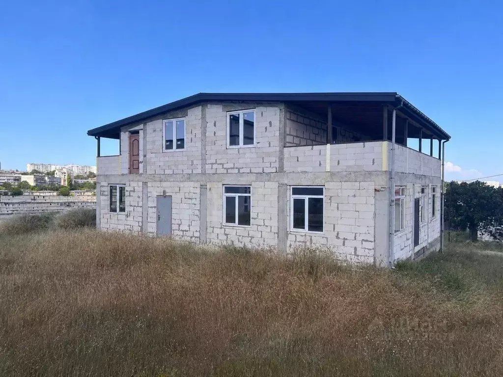 Дом в Севастополь ул. Верещагина, 11 (338 м) - Фото 1