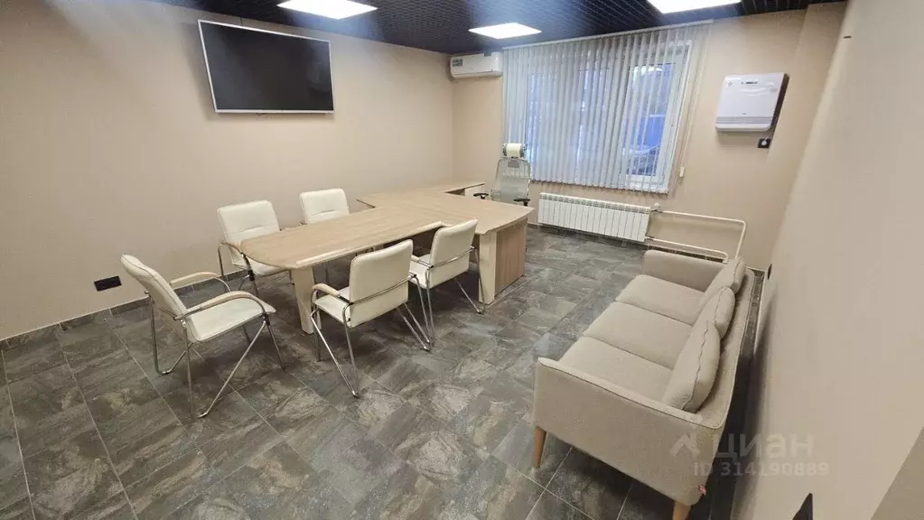 Офис в Красноярский край, Красноярск ул. Чернышевского, 120А (99 м) - Фото 1