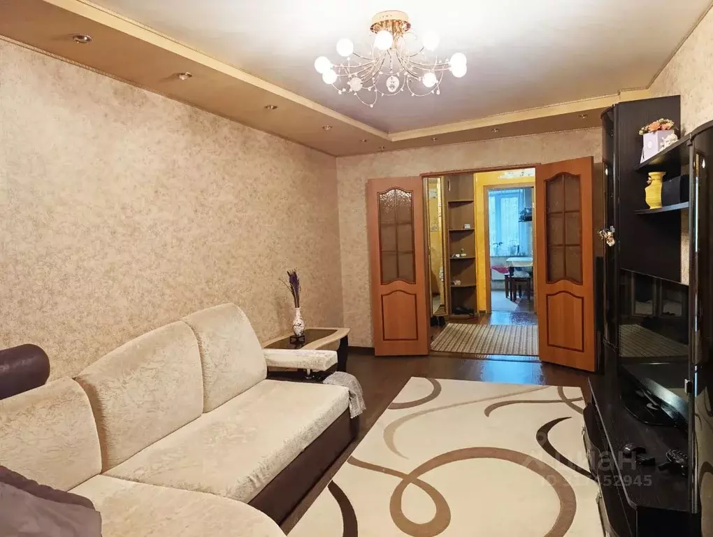 3-к кв. Омская область, Омск ул. Николая Кузнецова, 3 (68.3 м) - Фото 0