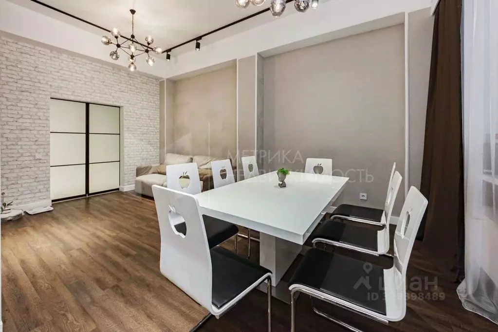 3-к кв. Тюменская область, Тюмень ул. Александра Митинского, 7к1 (84.7 ... - Фото 1