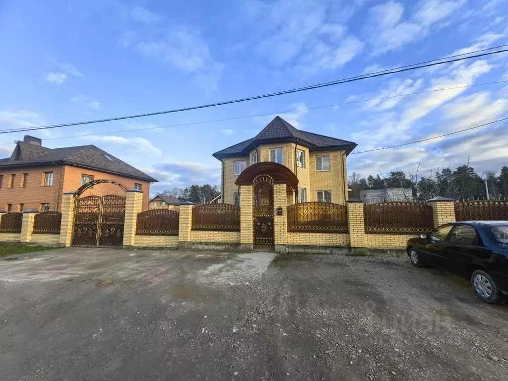 Дом в Калужская область, Малоярославецкий муниципальный округ, с. ... - Фото 2