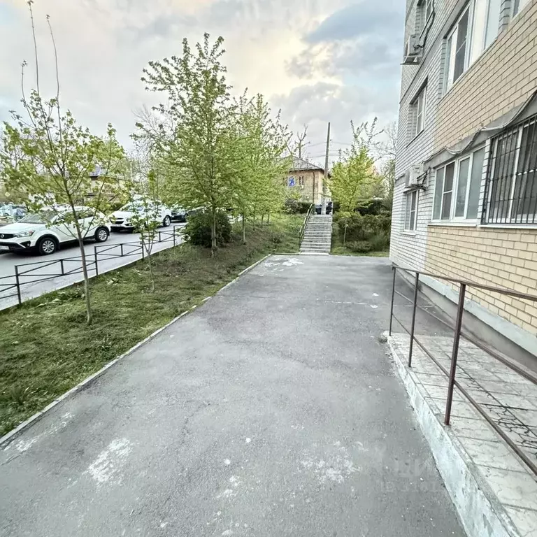 1-к кв. Ростовская область, Ростов-на-Дону Заводская ул., 11 (45.0 м) - Фото 1
