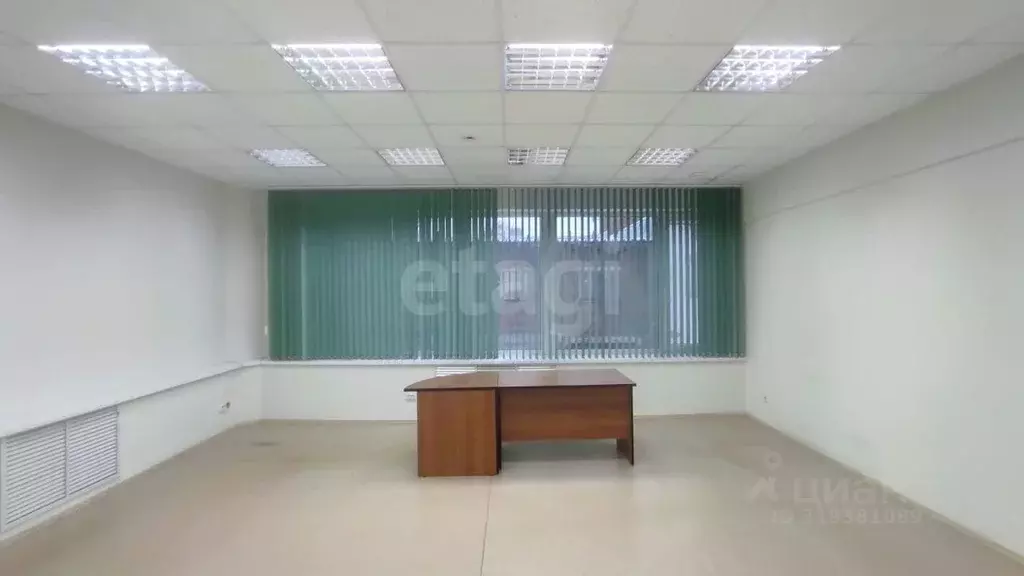 Офис в Коми, Сыктывкар ул. Ленина, 48 (37 м) - Фото 1
