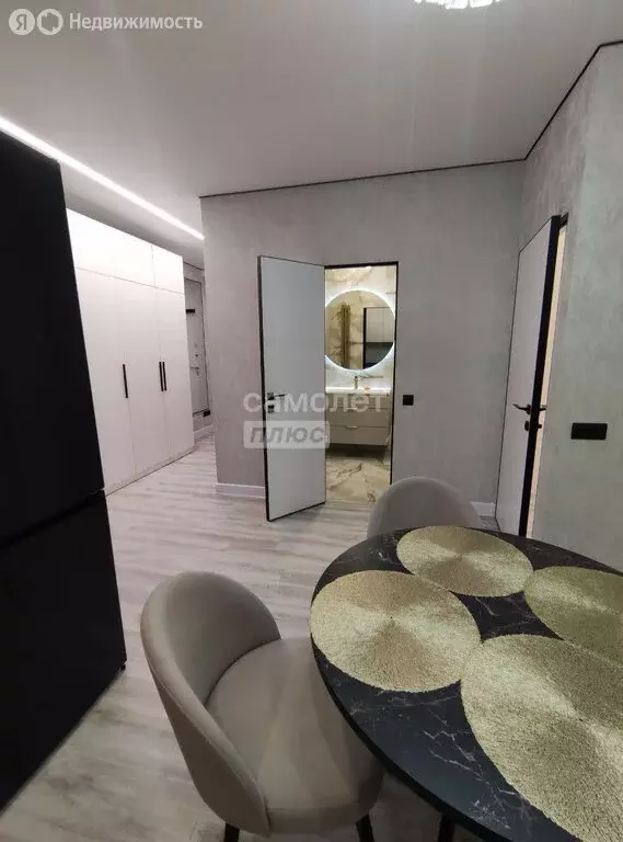 2-комнатная квартира: Москва, улица Лётчика Осканова, 6 (62 м) - Фото 1