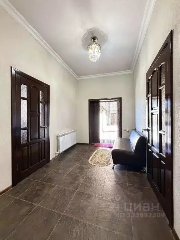 Дом в Кабардино-Балкария, Баксан ул. Имени Р.А. Калмыкова, 68 (118 м) - Фото 2