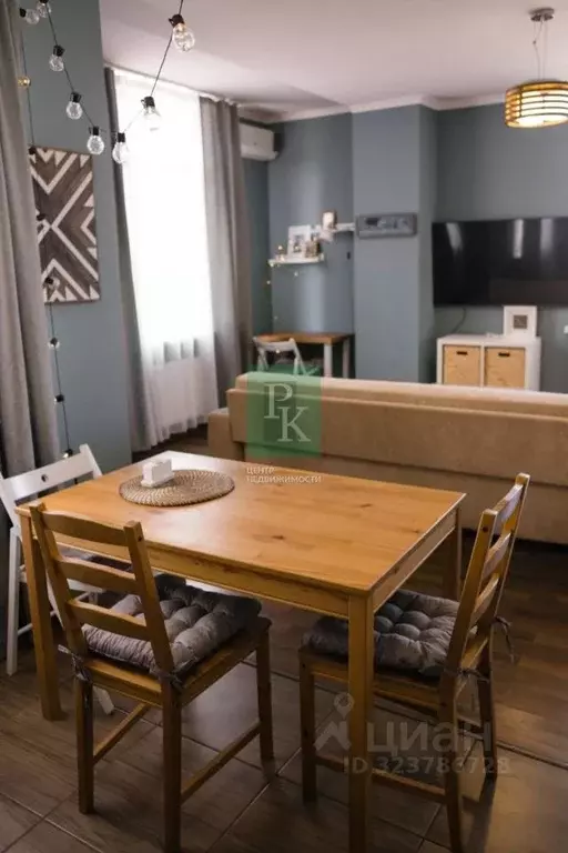 2-к кв. Севастополь ул. Степаняна, 4/3 (52.0 м) - Фото 2