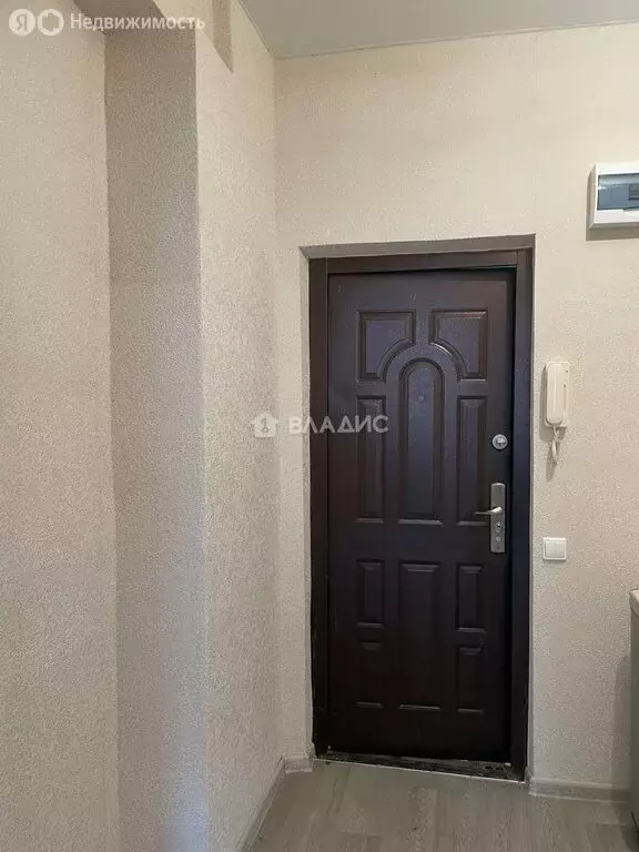 1к в 10-комнатной квартире (18 м) - Фото 2