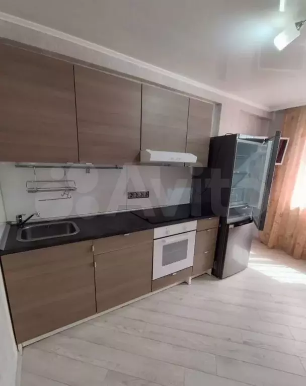 2-к. квартира, 57 м, 4/7 эт. - Фото 0