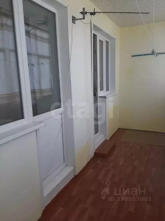 3-к кв. Ярославская область, Некрасовское рп ул. Космонавтов, 7 (59.8 ... - Фото 1