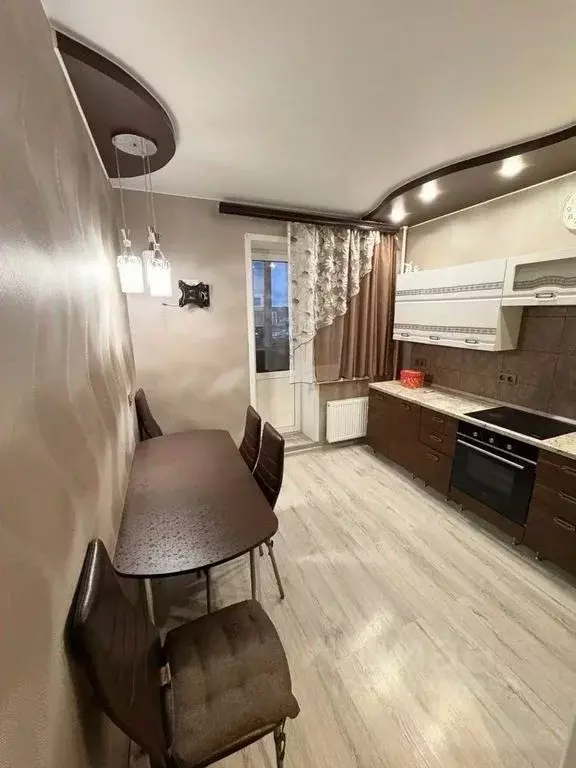 2-к кв. Московская область, Дмитров Имени В.Н. Махалина мкр,  (55.4 м) - Фото 2