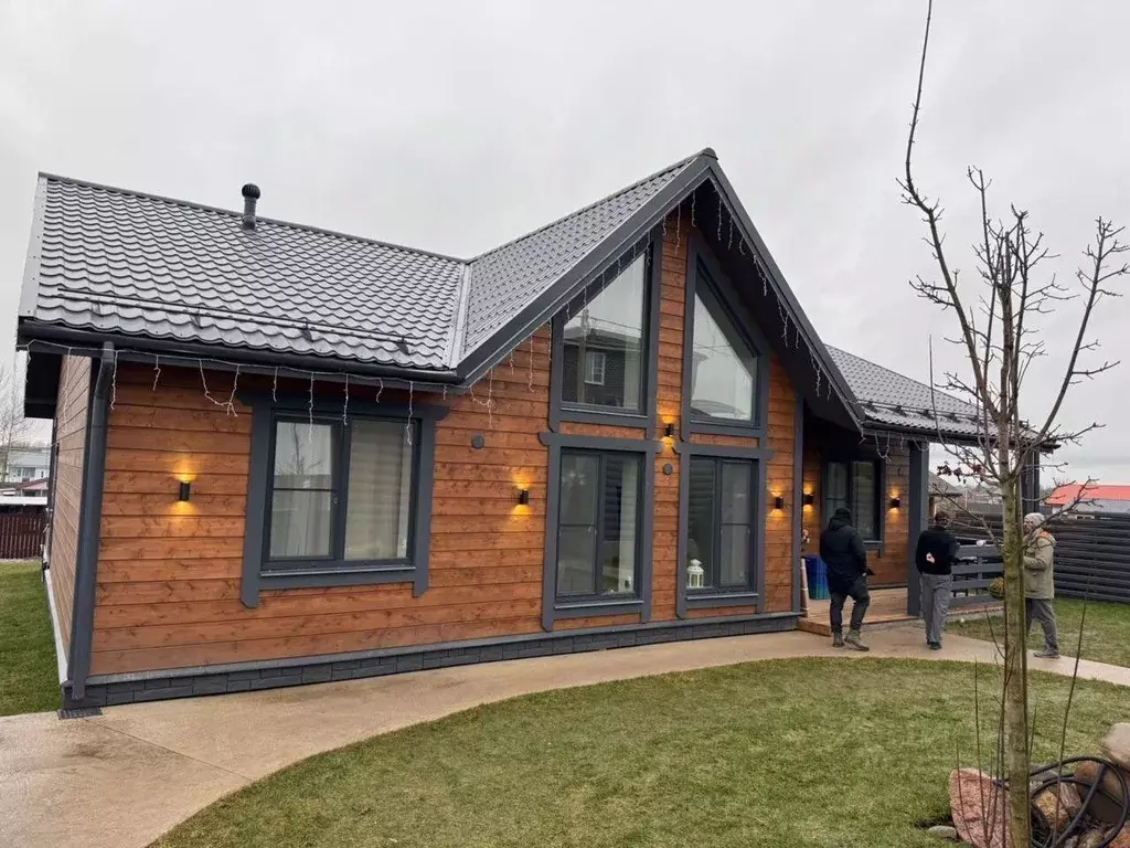 Дом в Ленинградская область, Ломоносовский район, Ропшинское с/пос, д. ... - Фото 1