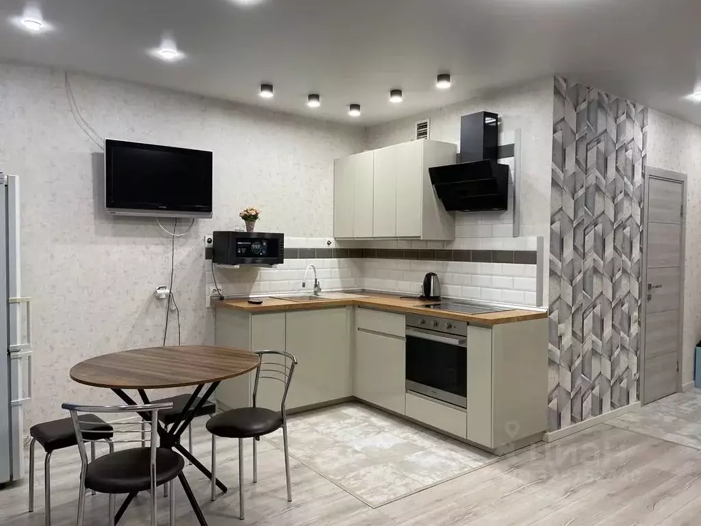 Студия Татарстан, Казань ул. Родины, 26Е (35.0 м) - Фото 1