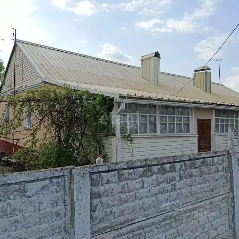 Дом в Белгородская область, Шебекинский муниципальный округ, с. Ржевка ... - Фото 1