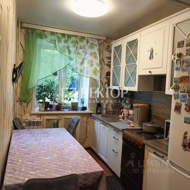 3-к кв. Костромская область, Кострома Ярославская ул., 37 (60.0 м) - Фото 0