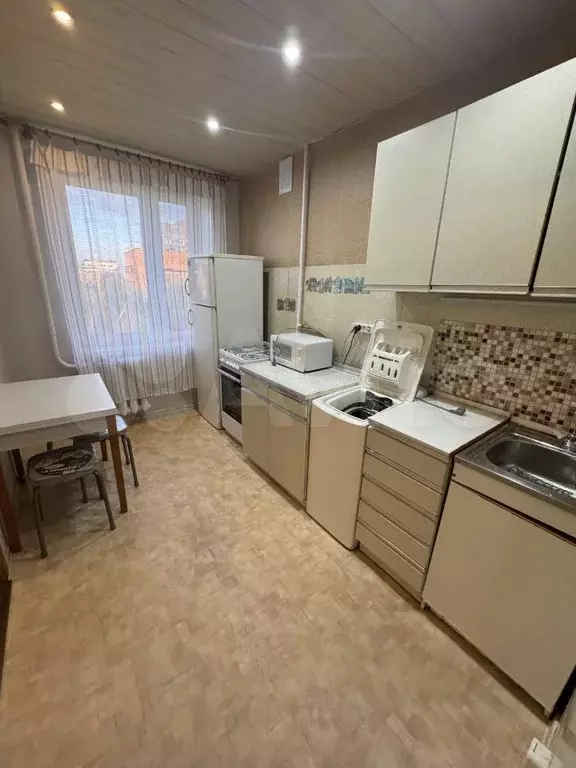 2-к. квартира, 39 м, 8/9 эт. - Фото 1