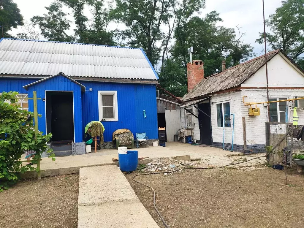Дом в Краснодарский край, Абинский район, Ахтырское городское ... - Фото 1