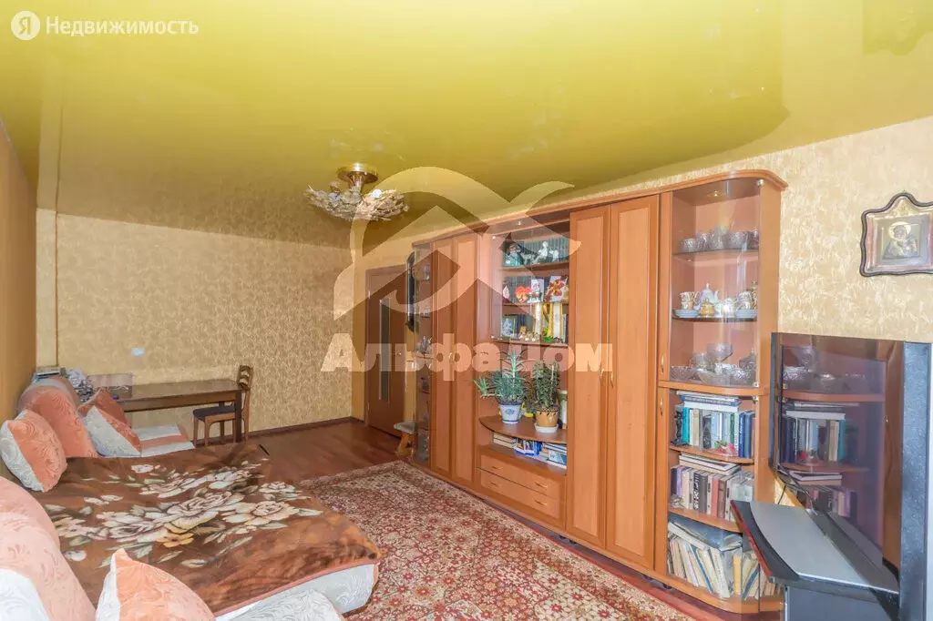 4-комнатная квартира: Челябинск, улица Свободы, 100 (97.7 м) - Фото 0