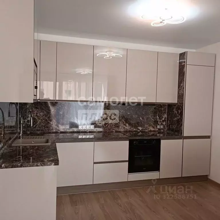 3-к кв. Свердловская область, Екатеринбург ул. Нагорная, 12 (68.0 м) - Фото 2