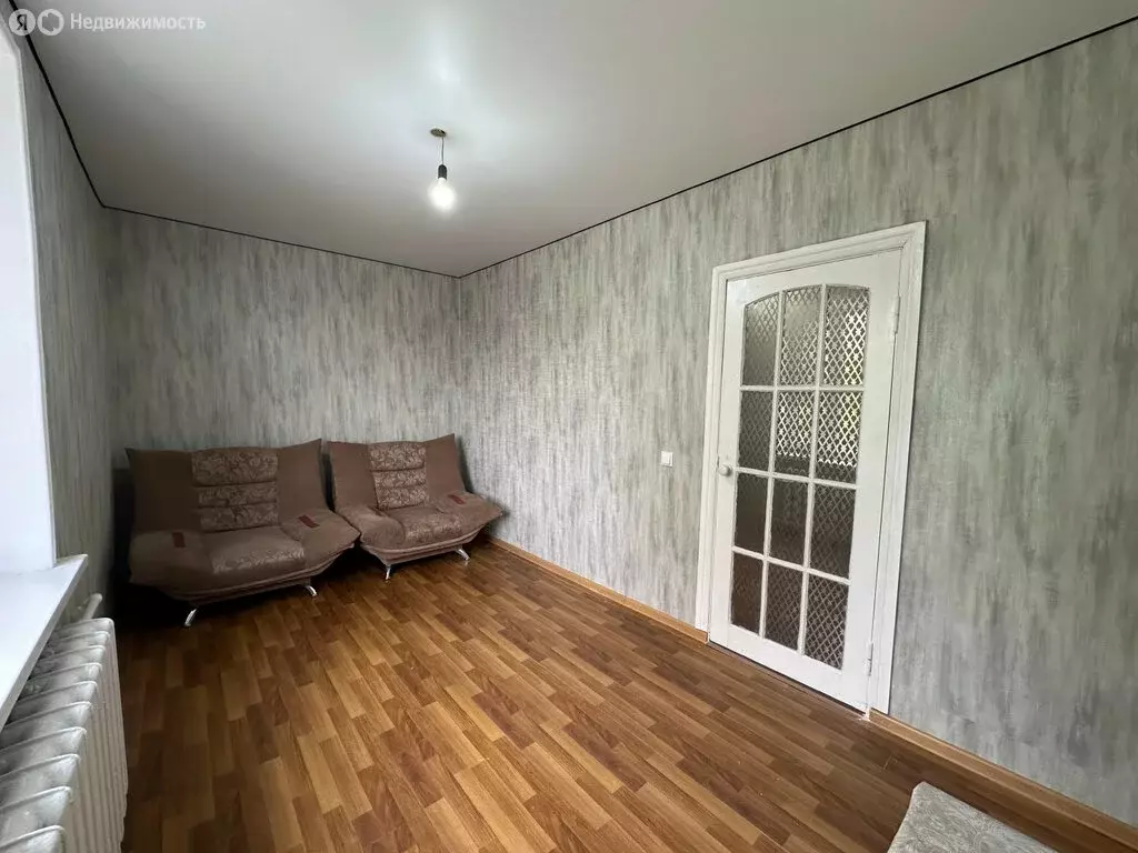 3-комнатная квартира: Махачкала, улица Гагарина, 82 (60 м) - Фото 1