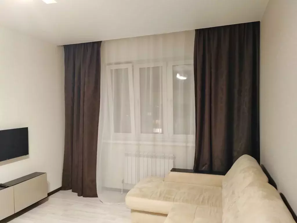 1-к кв. Тверская область, Тверь Октябрьский просп., 99 (36.0 м) - Фото 1