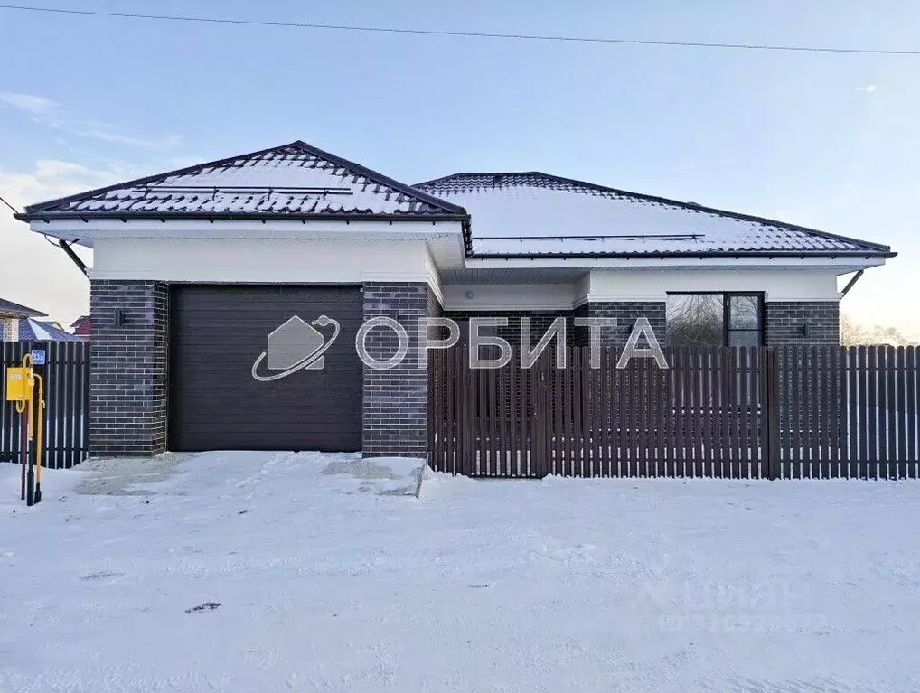 Дом в Тюменская область, Тюмень ул. Анатолия Яковлева (89 м) - Фото 0