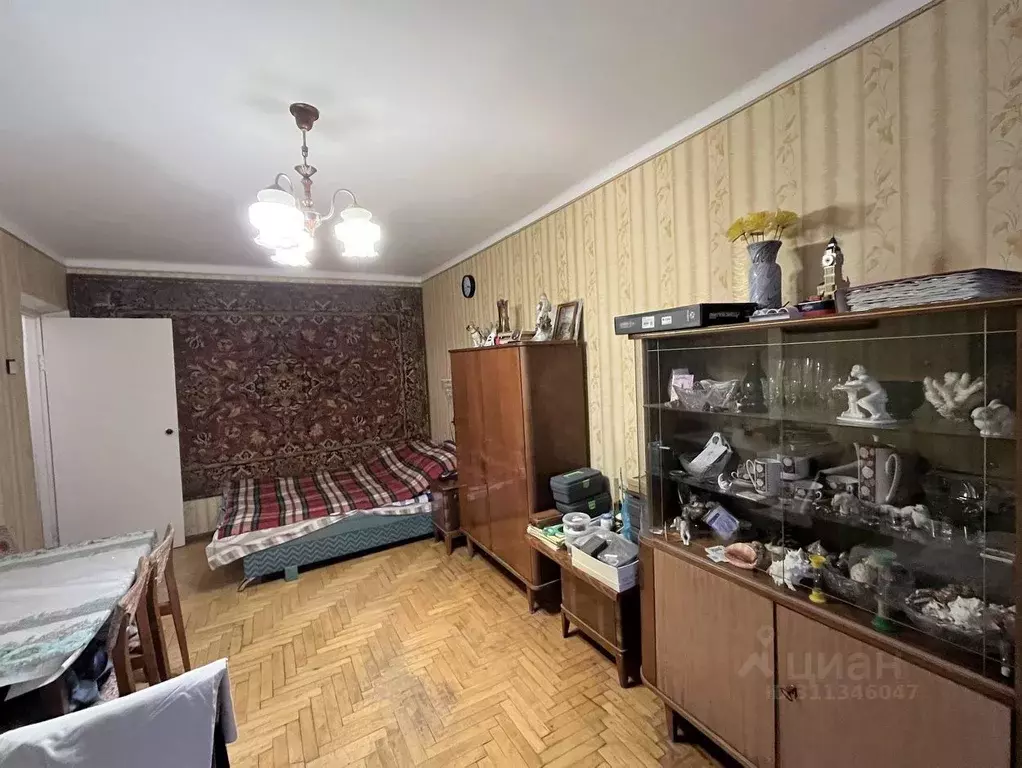 2-к кв. Крым, Симферополь просп. Кирова, 24 (42.6 м) - Фото 0