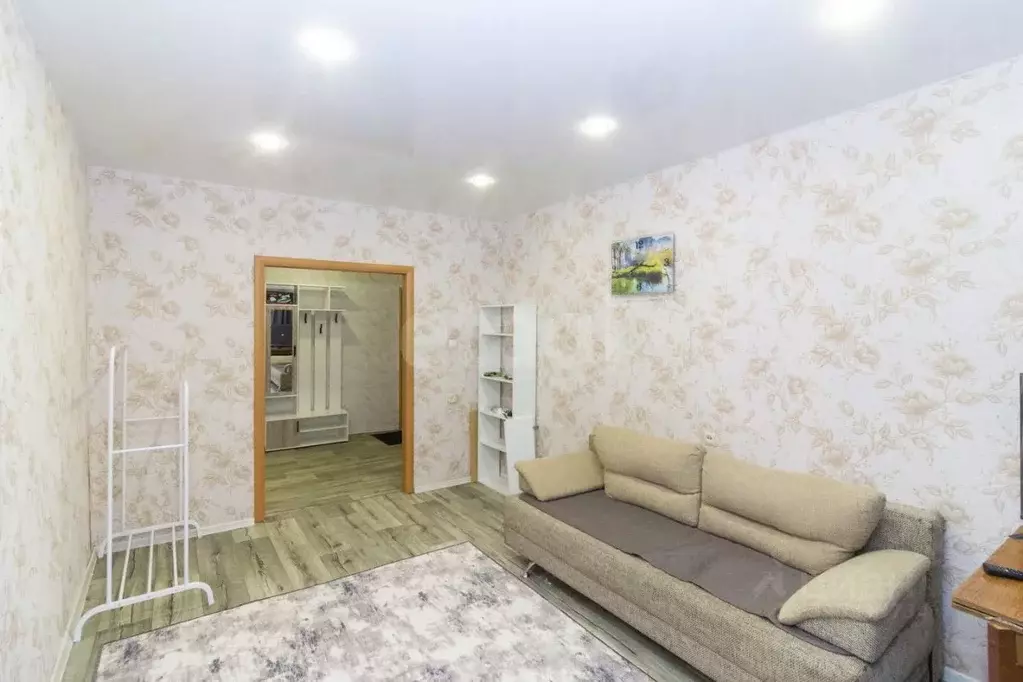 1-к кв. Тюменская область, Тюмень ул. Демьяна Бедного, 83 (38.2 м) - Фото 1