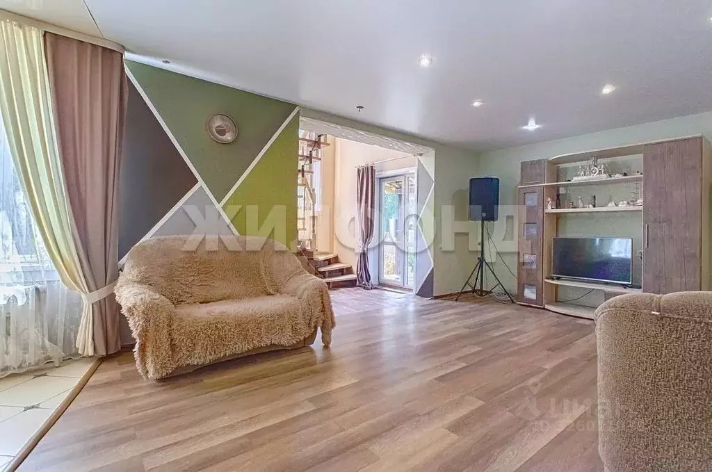 Дом в Новосибирская область, Искитимский район, Совхозный сельсовет, ... - Фото 1