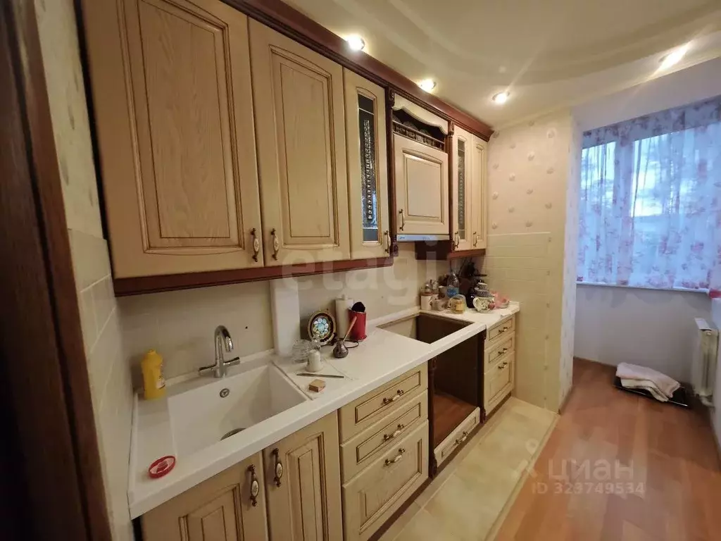 3-к кв. Крым, Саки ул. Ленина (68.7 м) - Фото 1