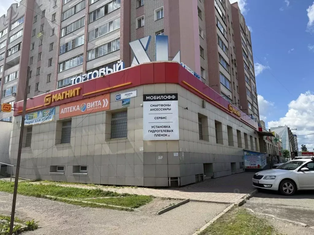 Торговая площадь в Кировская область, Киров ул. Ленина, 137 (668 м) - Фото 1