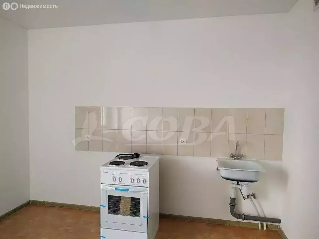 2-комнатная квартира: Тюмень, улица Республики, 204к14 (60 м) - Фото 1