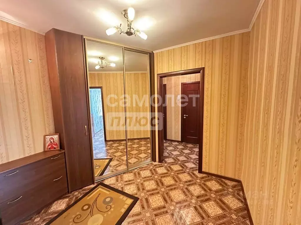 3-к кв. Липецкая область, Липецк 15-й мкр, 11 (61.7 м) - Фото 0