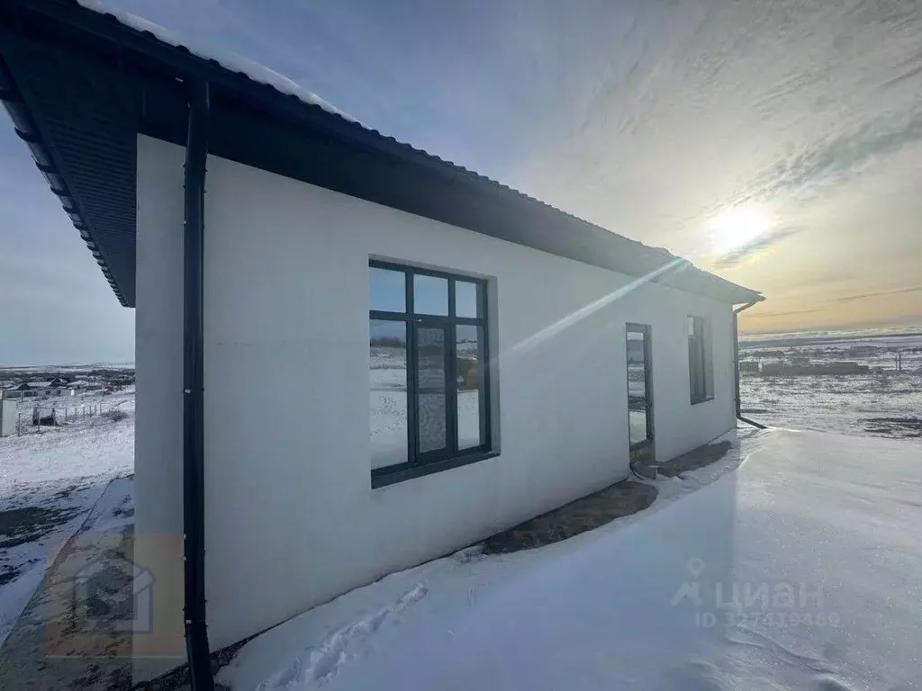 Дом в Крым, Белогорский район, Зуя пгт ул. Яркая, 1А (108 м) - Фото 1