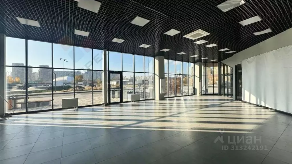 Торговая площадь в Краснодарский край, Краснодар ул. Имени Мецената Лю ... - Фото 0